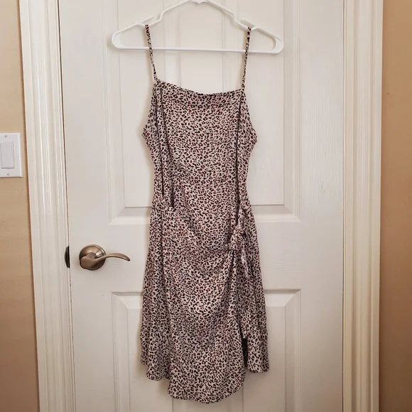 NWOT Abercrombie & Fitch | Wrap Leopard Print Tie Waist Mini Dress - Picture 5 of 11